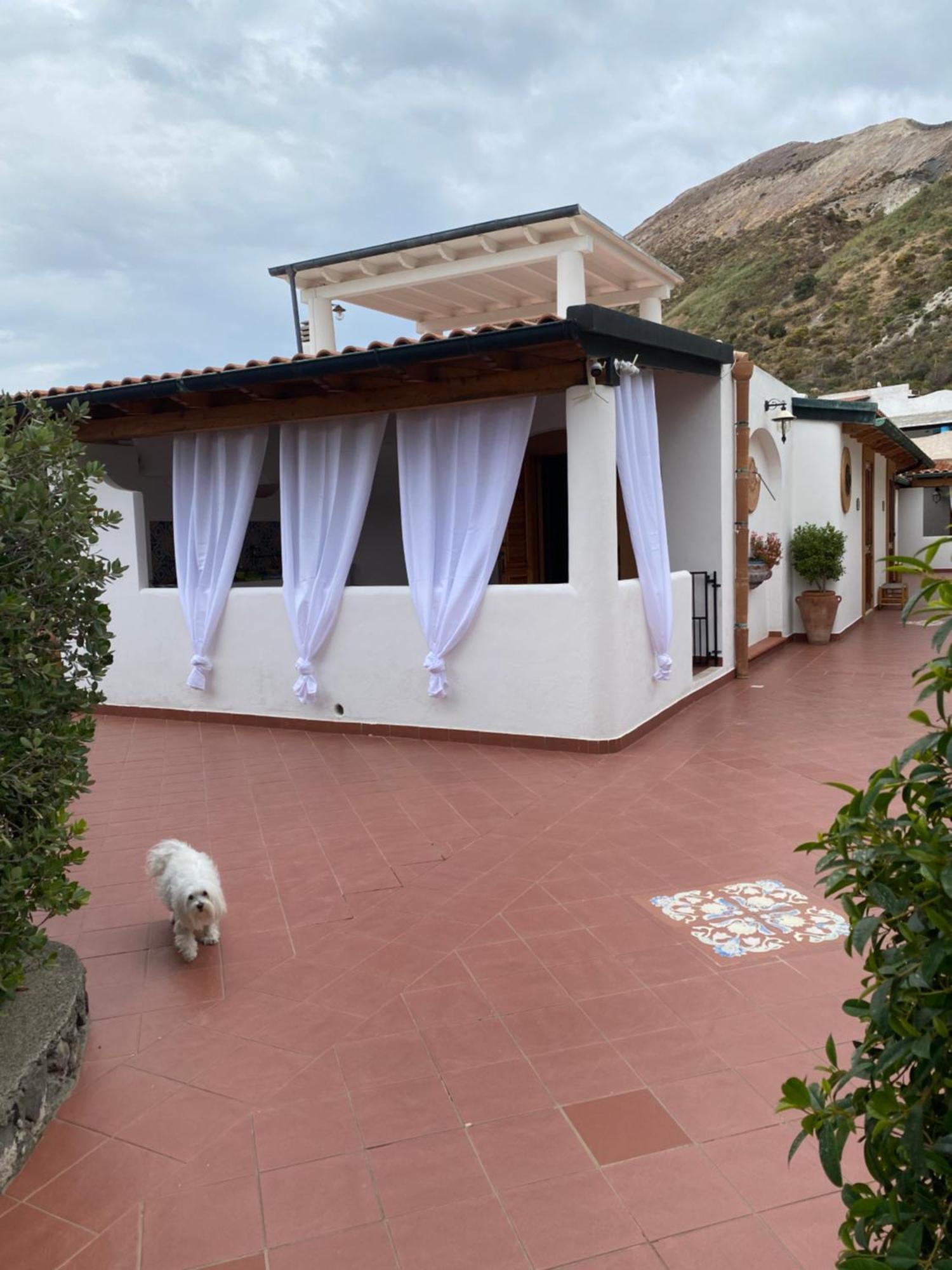 Casa Arcada Acomodação com café da manhã Vulcano  Exterior foto