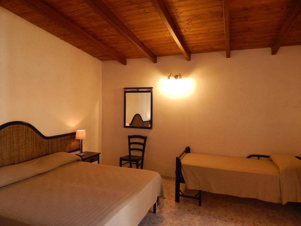 Casa Arcada Acomodação com café da manhã Vulcano  Quarto foto
