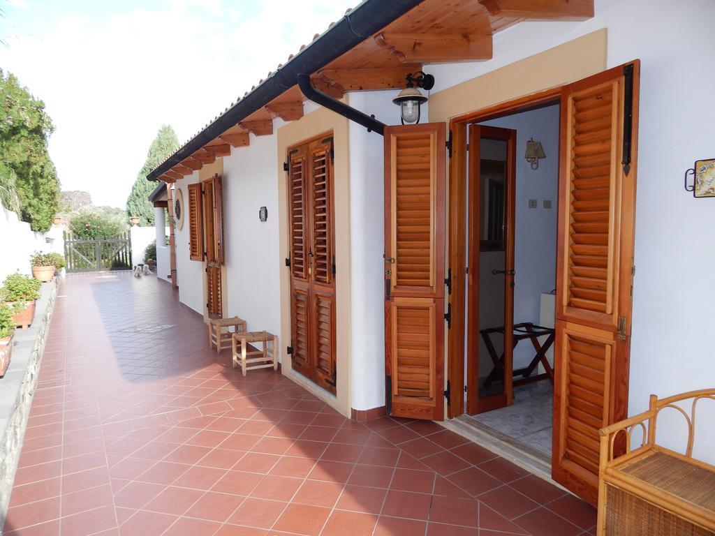 Casa Arcada Acomodação com café da manhã Vulcano  Exterior foto